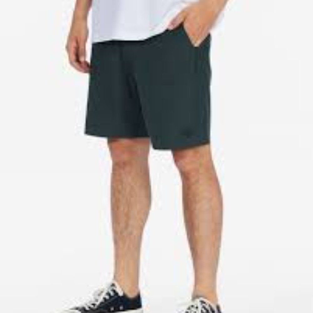 NWT!! Billabong Crossfire Hybrid Submersible Shorts Size 30 Land & Water